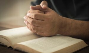 La Oración de Tranquilidad y Esperanza