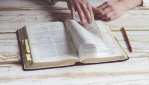 30 Versículos sobre el Perdón en la Biblia